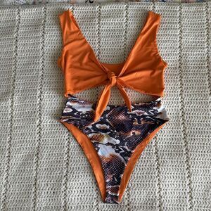 Sexy Snake Skin Halter Monokini Women Swimwear One Piece Swimsuit Tummy Cut Out